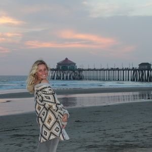 Meet your Posher, Sierra